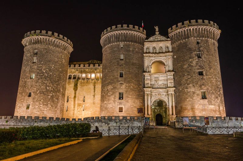 Замок италия недвижимость в аланье турция
