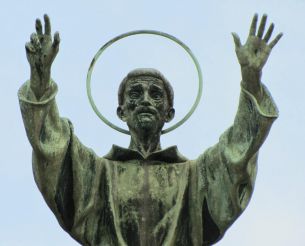 Monument to Saint Francis of Assisi, Milan
