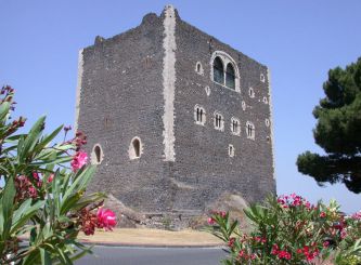 Norman Castle, Paterno