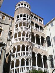Palace Contarini del Bovolo, Venecia