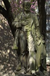 Памятник Паоло Катоне, Турин