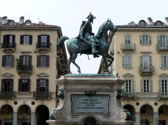 Памятник Альфонсо Ферреро, Турин