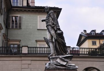 Памятник Гульельмо Пепе, Турин