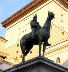 Statue of Giuseppe Garibaldi, Genoa