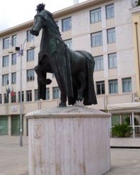 Statue of a Horse, Bari