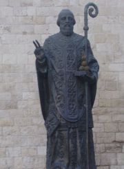 Statue of San Nicola, Bari