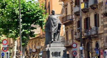 Monument to Garibaldi, Catania
