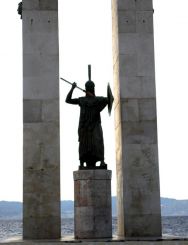 Statue of Athena Promachos, Reggio Calabria