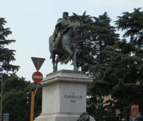Statue of Garibaldi, Brescia