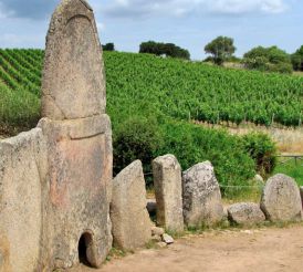 Giants' Frave (Giants' Tombs Coddu Vecchiu), Arzachena