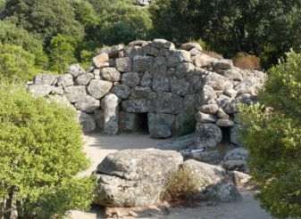 Tomb of the Giants Sa domu ‘e s’Orku, Quartucciu Comune