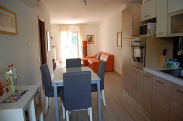 Two-Bedroom Apartment (4 Adults) - Separate Building