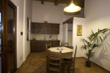 One-Bedroom Apartment (4 Adults)