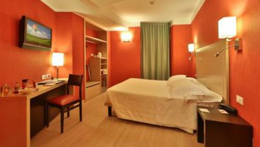 Business Double Room (1 Adult)