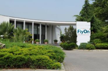 FlyOn Hotel & Conference Center