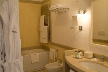 Deluxe Double or Twin Room with Spa Access