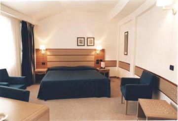 Double Room (1 Adult)