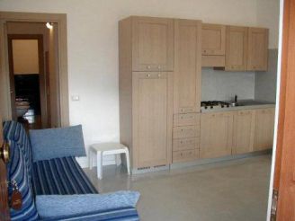 One-Bedroom Apartment (5 Adults)