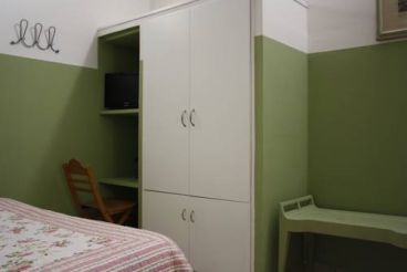 Triple Room with En Suite Bathroom