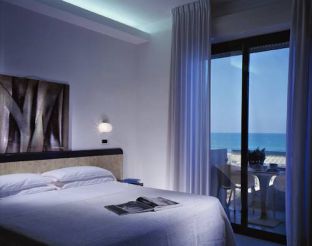 Single Room with Side Sea View