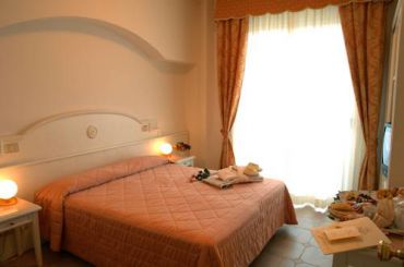 Classic Double or Twin Room with Beach Package