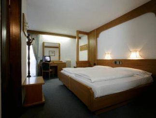 Classic Double or Twin Room