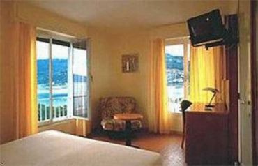 Triple Room with Sea View