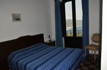 Double or Twin Room with Balcony and Sea View