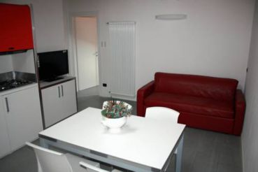 Superior One-Bedroom Apartment (2 Adults)