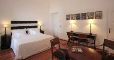 Deluxe Double Room with Terrace