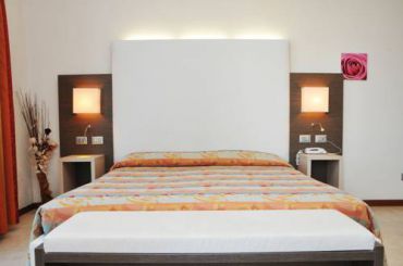 Двухместный номер «Комфорт» с 1 кроватью или 2 отдельными кроватями и балконом