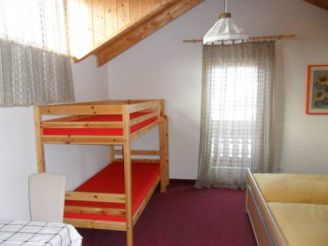 One-Bedroom Apartment (4 Adults)