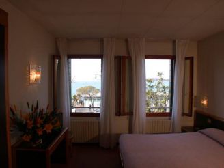 Double Room with Lagoon View