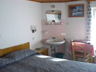 Triple Room with Shared Bathroom