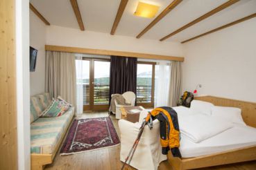 Standard Double Room with Balcony and Mountain View