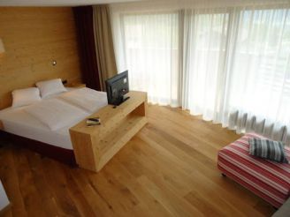 Superior Double Room with Balcony and Mountain View