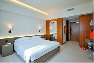 Superior Double or Twin Room (1-2 Adults)