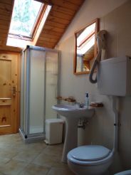 Triple Room with Shared Bathroom - Attic