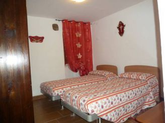 Double or Twin Room with Shared Bathroom