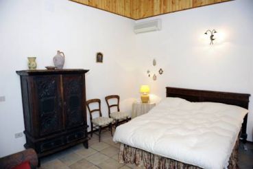 Double or Twin Room with Swimming Pool Access