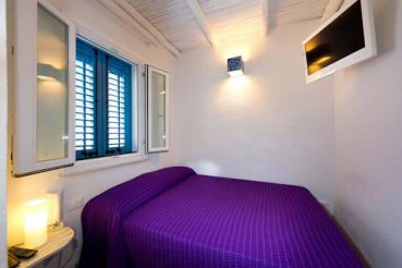 Double Room with French Bed with Balcony and Sea View