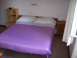 Двухместный номер эконом-класса с 1 кроватью или 2 отдельными кроватями