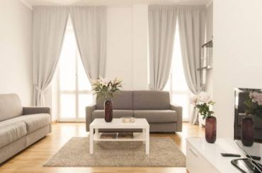 One-Bedroom Apartment - Corso Magenta 62