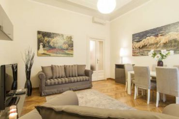 One-Bedroom Apartment - Via Mellerio 4