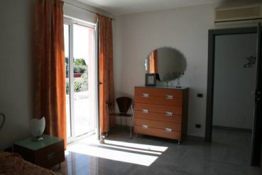 Double Room with Private Internal Bathroom