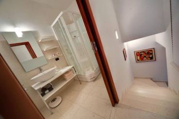 Double Room with Hydromassage Shower