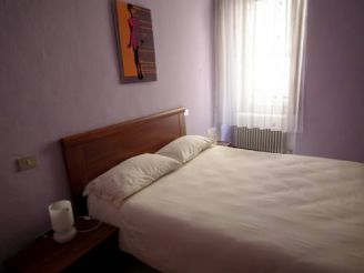 One-Bedroom Apartment - Via Piazzola 4