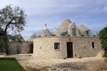 Three-Bedroom Trullo - Split Level