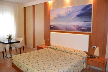 Comfort Double Room with Balcony and Partial Sea View