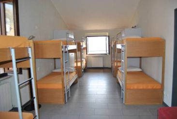 Dormitory Room (10 adults)